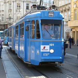 Prljavo kazalište u tramvaju promovirali nadolazeći koncert u zagrebačkoj Areni