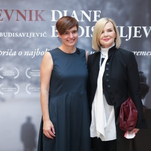 Dana Budisavljević, Jadranka Sloković