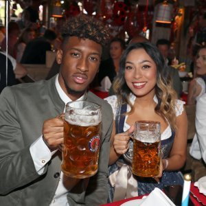 Kingsley Coman sa suprugom Sephorom