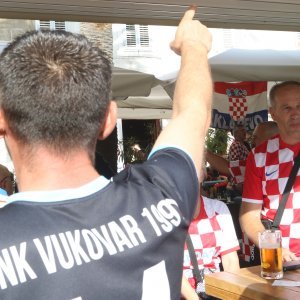 Hrvatski navijači na ulicama Splita