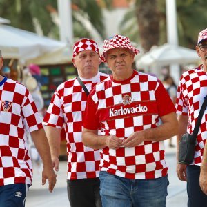 Hrvatski navijači na ulicama Splita