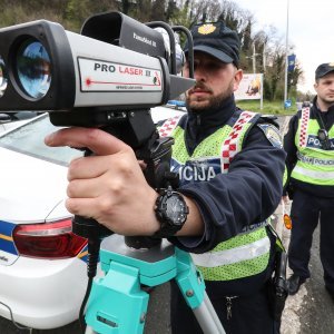 Prijavite prometne gužve, zastoje i policijske radare