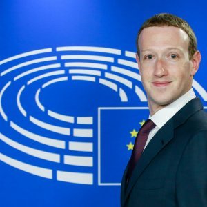 2018: Facebook priznao da je Cambridge Analytica nepropisno prikupila podatke o milijunima korisnika