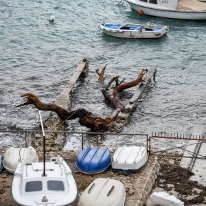 Smeće doplovilo u Dubrovnik