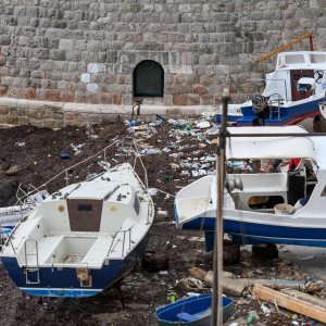 Smeće doplovilo u Dubrovnik