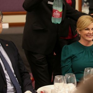 Na Sinjsku noć stigli premijer Plenković i predsjednica Kolinda Grabar Kitarović