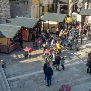 Građani posjetili manifestaciju Advent u Zadru