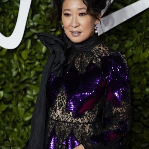 Sandra Oh