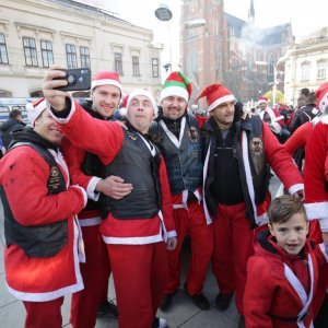 Osijek: Humanitarna akcija Motomrazovi na gradskim ulicama