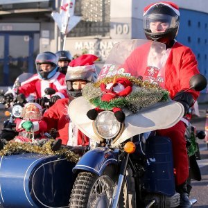 Motorizirani Djedovi Mrazovi u Poljskoj