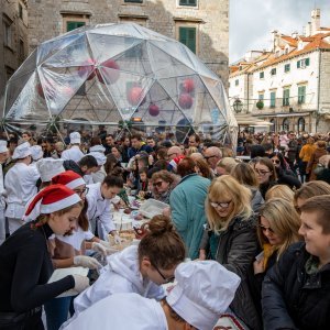 Humanitarna manifestacija Torta party u organizaciji Turističke zajednice Dubrovnika