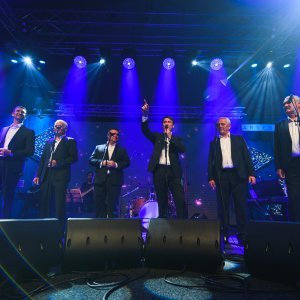 Tomislav Bralić i klapa Intrade