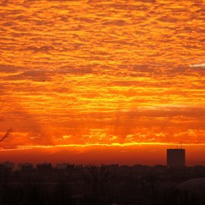 Izlazak sunca u Zagrebu posljednjeg dana 2019.