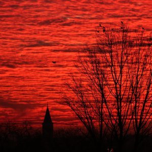 Izlazak sunca u Zagrebu posljednjeg dana 2019.