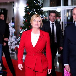 Kolinda Grabar Kitarović stigla na sučeljavanje