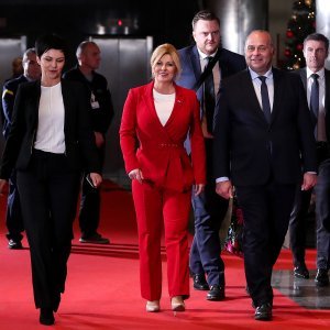 Kolinda Grabar Kitarović stigla na sučeljavanje