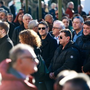 Posljednji ispraćaj Damira Mihanovića-Ćubija na groblju Lovrinac