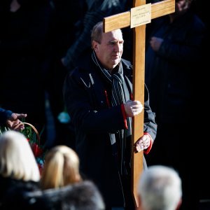 Posljednji ispraćaj Damira Mihanovića-Ćubija na groblju Lovrinac