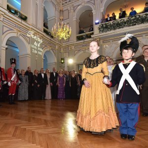 Varaždin: U HNK održan Svečani bal Varaždinske županije