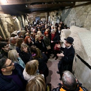 Obilazak Arheološkog muzeja u Splitu u Noći muzeja