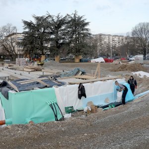 Radovi na izgradnji Spomenika domovini ispred KD Vatroslav Lisinski