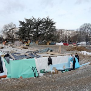 Radovi na izgradnji Spomenika domovini ispred KD Vatroslav Lisinski