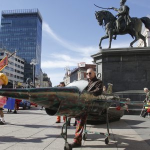 Zagreb: Vesela fašnička povorka prodefilirala je centrom grada