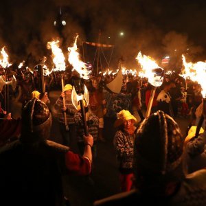 Vikinški festival Up Helly Aa u Lerwicku