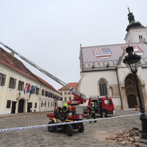 Potres oštetio zgradu Vlade i Katedralu