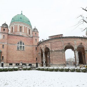 Zagreb: Posljedice potresa na Mirogoju