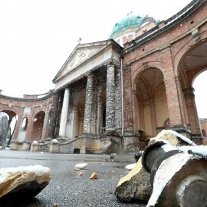 Zagreb: Posljedice potresa na Mirogoju