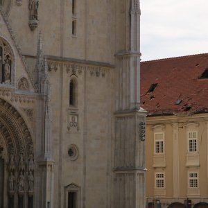 Katedrala i Nadbiskupski dvor nakon potresa