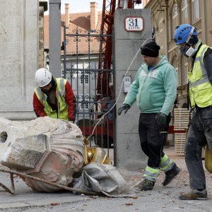 Ostatak križa s katedrale