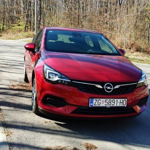 Opel Astra GS Line F1.2SHT MT6