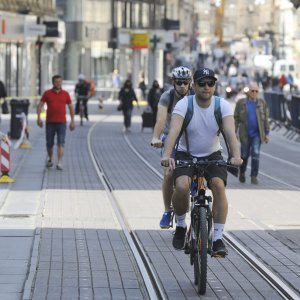 Zagreb: Nakon djelomičnog popuštanja sigurnosnih mjera grad živnuo