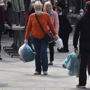 Pula: S najavom popuštanja mjera i građani su sve manje oprezni