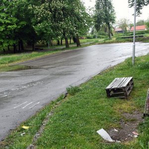 Sisak: Prazna park šuma Viktorovac na Međunarodni praznik rada