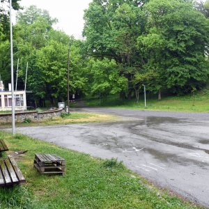 Sisak: Prazna park šuma Viktorovac na Međunarodni praznik rada