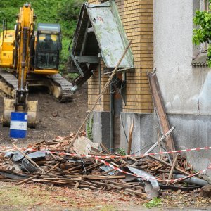 Rušenje secesijske vile na Ribnjaku