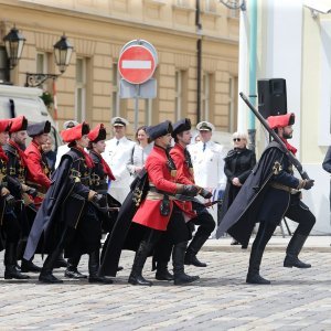 Zagreb: Svečano obilježavanje Dana državnosti na Trgu svetog Marka