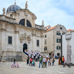 Dubrovnik: Obilježavanje Dana državnosti na gradskim ulicama