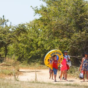 Nin: Manji broj gostiju na Kraljičinoj plaži nego prošle godine