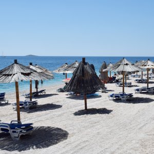 Primoštenske plaže spremno iščekuju veći broj gostiju