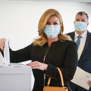 Kolinda Grabar Kitarović uz supruga Jakova