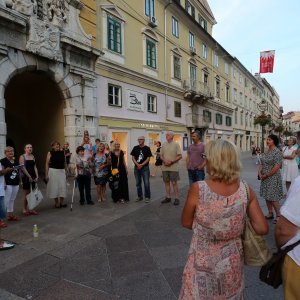 Grupa Riječana pjesmama odali počast Oliveru Dragojeviću