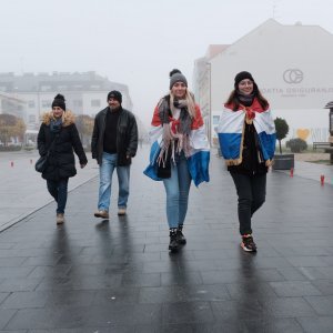 Okupljanje prije početka Kolone sjećanja u Vukovaru