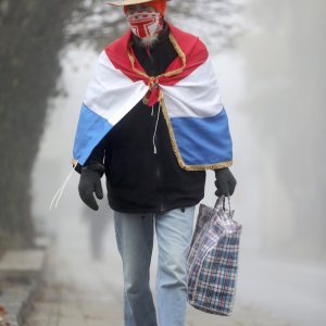 Okupljanje prije početka Kolone sjećanja u Vukovaru