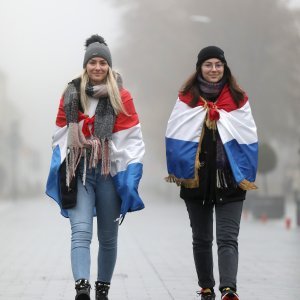 Okupljanje prije početka Kolone sjećanja u Vukovaru