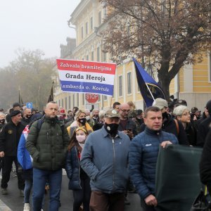 U posebnim epidemiološkim mjerama krenula Kolona sjećanja