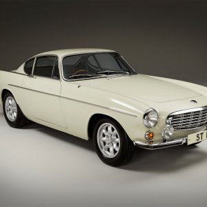 Volvo 1800 S registarskih oznaka 'ST1' iz serije 'The Saint' (1967.)